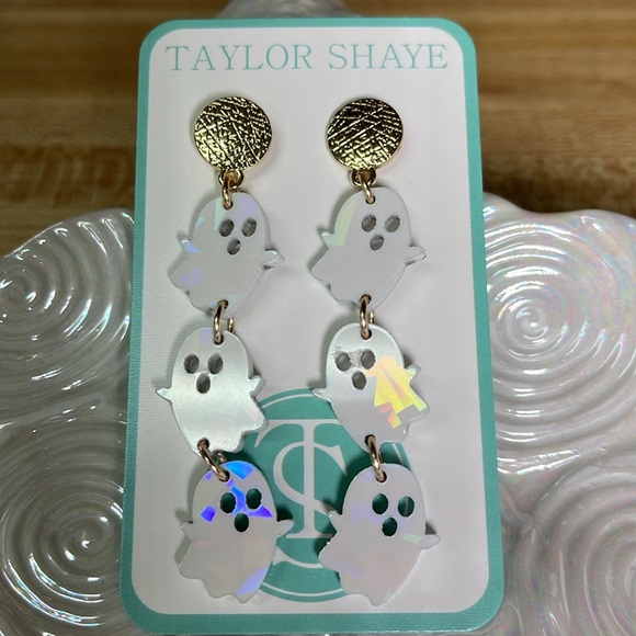 Triple Ghost Drops👻Taylor Shaye❤️ - Picture 3 of 6